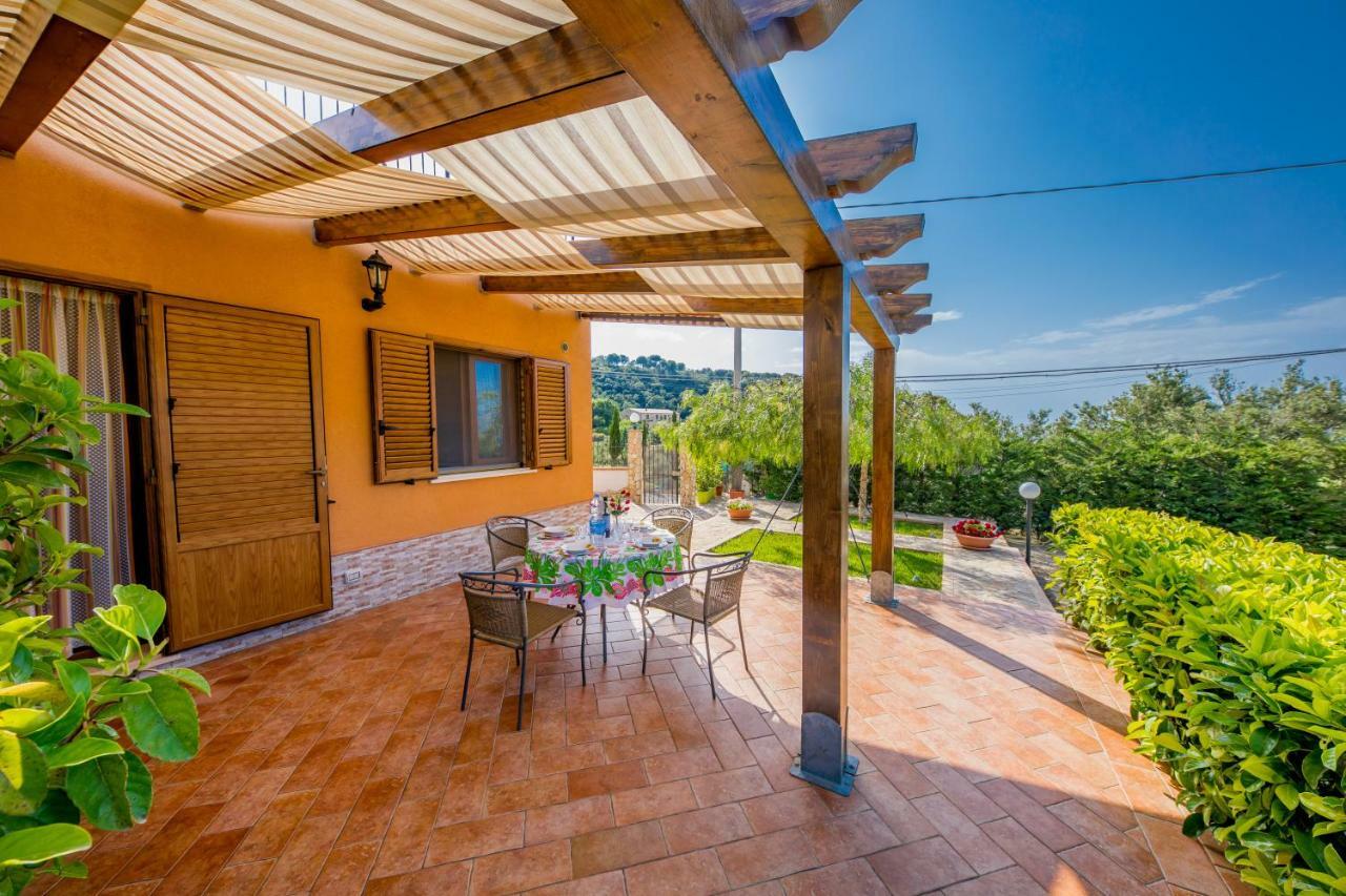 Green Hills House تْشيفالو المظهر الخارجي الصورة