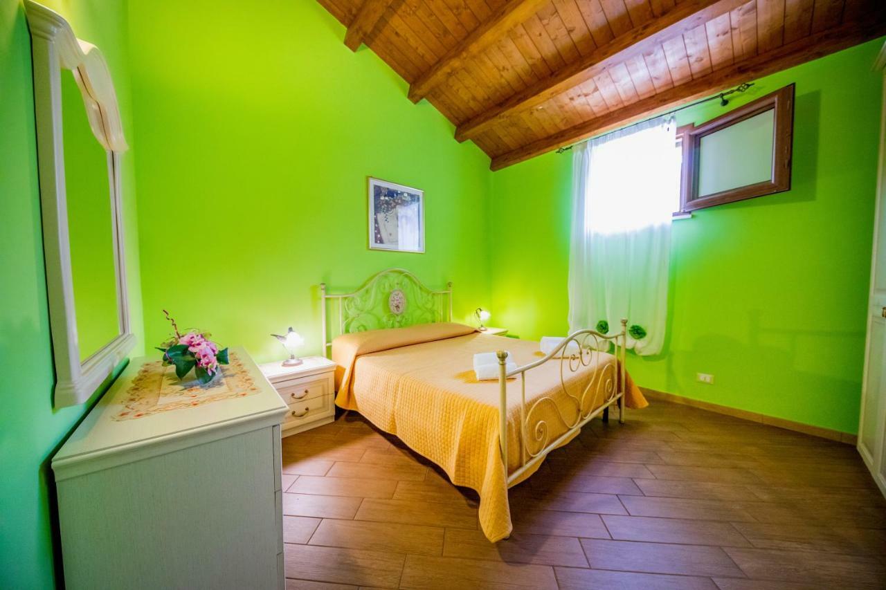 Green Hills House تْشيفالو المظهر الخارجي الصورة